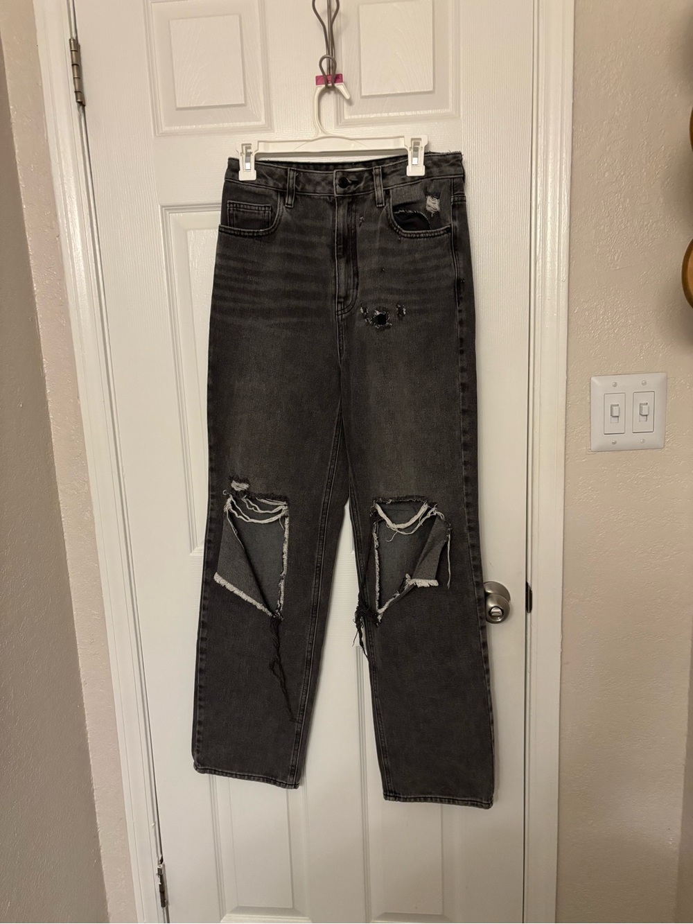 Pacsun Black Ripped Boyfriend Jeans - Size 29